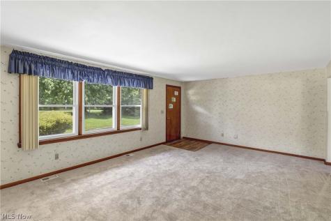301 Crosse Road Amherst OH 44001