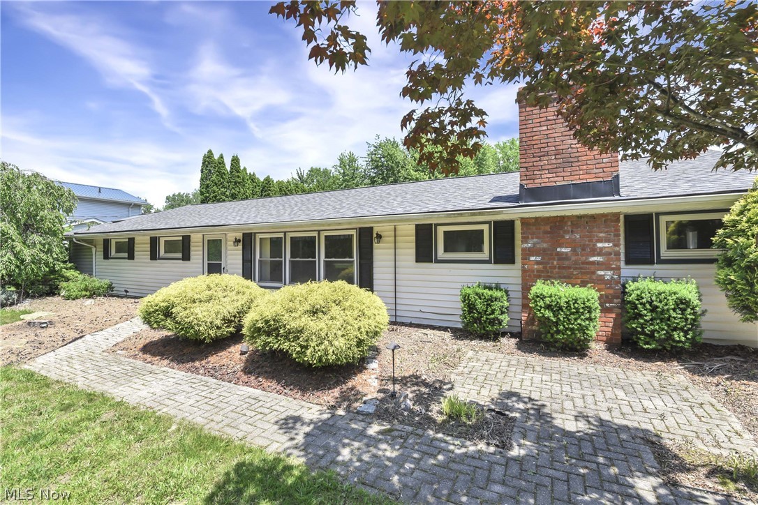 301 Crosse Road Amherst OH 44001