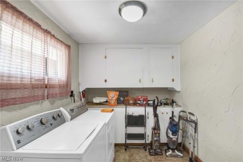 301 Crosse Road Amherst OH 44001