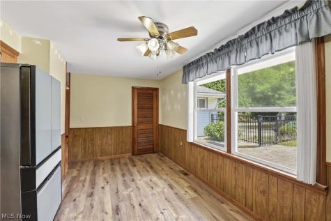 301 Crosse Road Amherst OH 44001