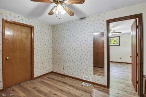 301 Crosse Road Amherst OH 44001