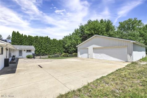 301 Crosse Road Amherst OH 44001