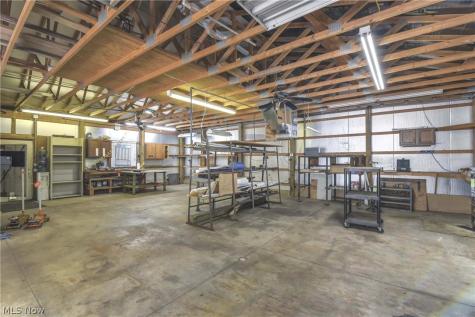 301 Crosse Road Amherst OH 44001