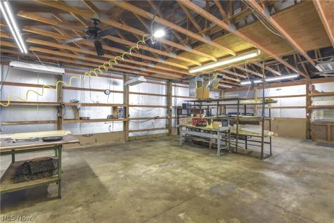 301 Crosse Road Amherst OH 44001