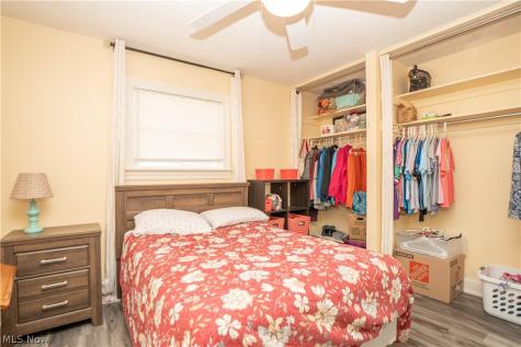 374 Woodlawn Reserve Road Akron OH 44305