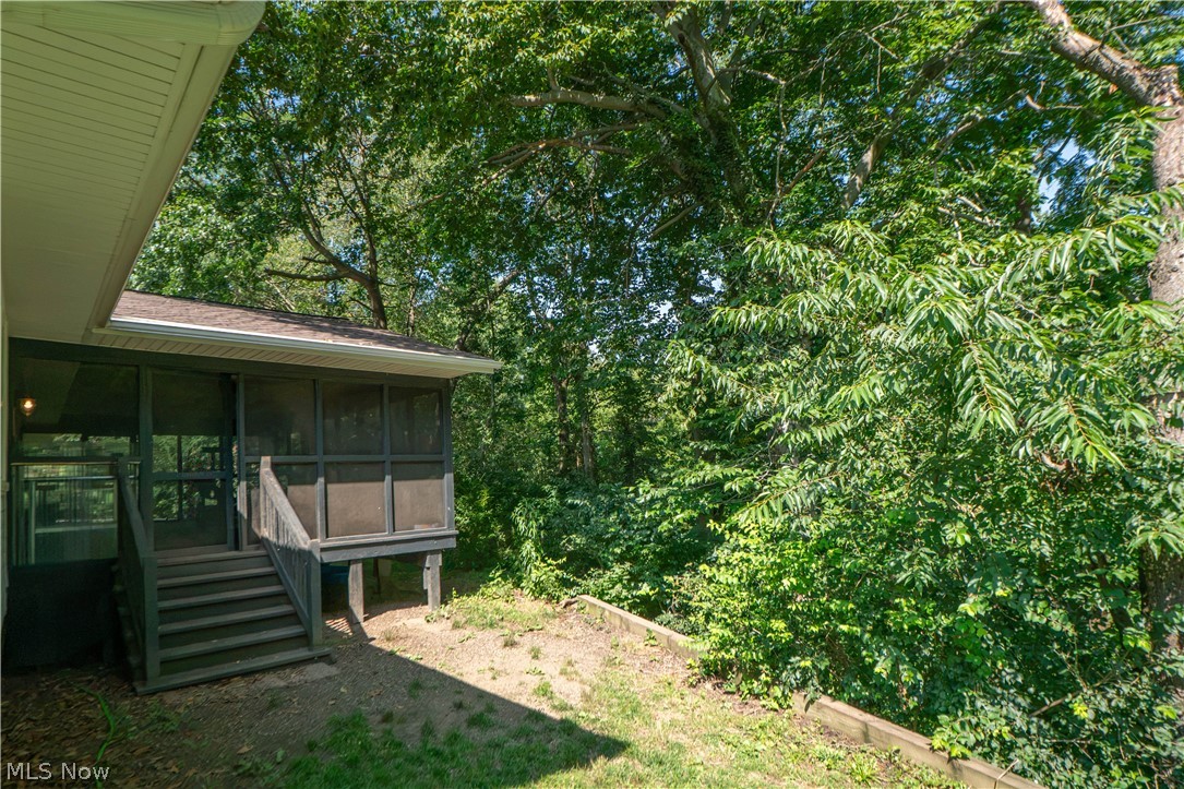 374 Woodlawn Reserve Road Akron OH 44305