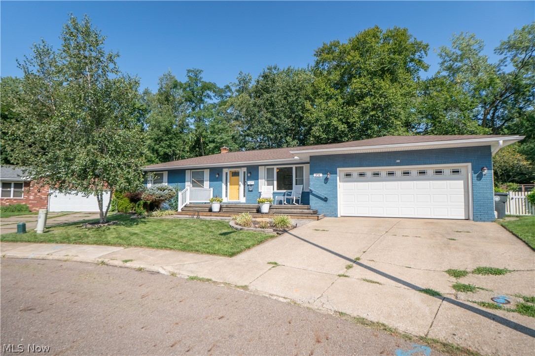 374 Woodlawn Reserve Road Akron OH 44305