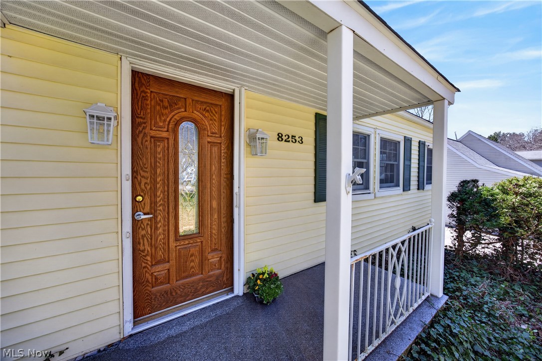 8253 Summit Drive Chagrin Falls OH 44023