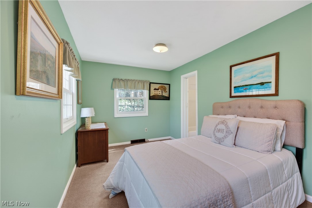 8253 Summit Drive Chagrin Falls OH 44023