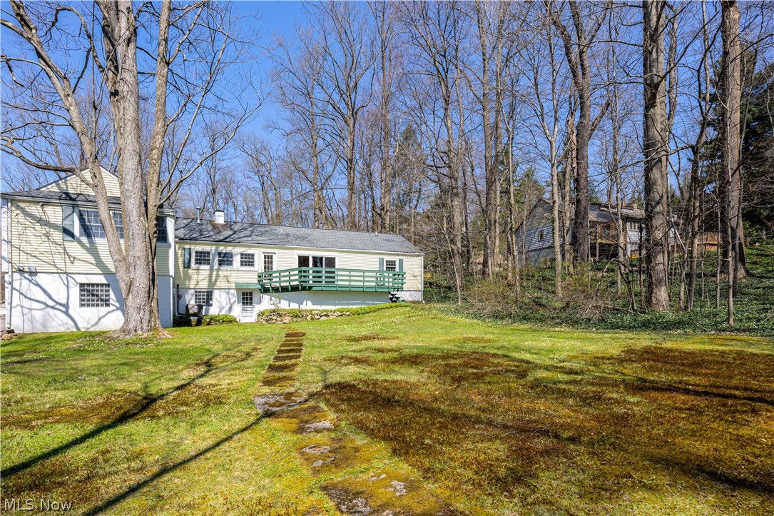 8253 Summit Drive Chagrin Falls OH 44023