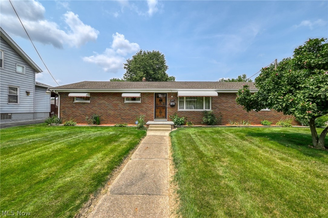 1931 Taft Avenue NE Canton OH 44705