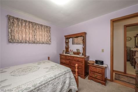 1931 Taft Avenue NE Canton OH 44705