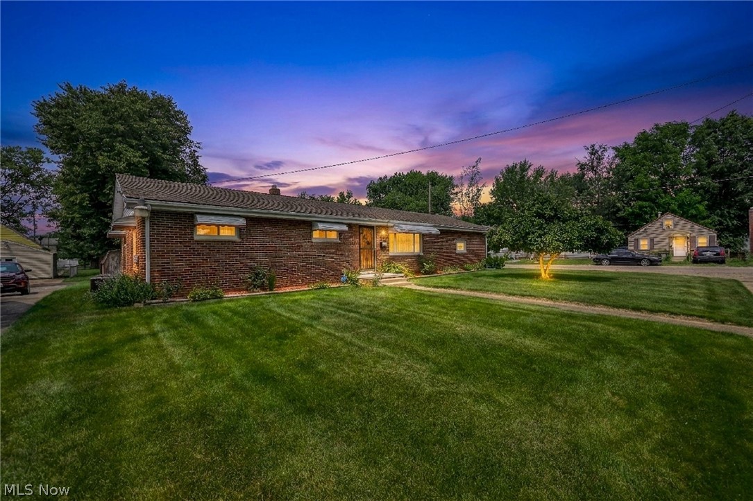 1931 Taft Avenue NE Canton OH 44705