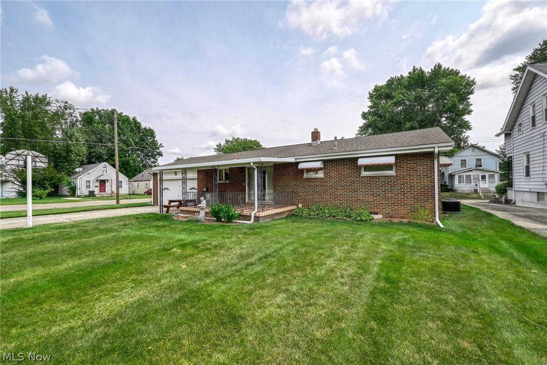 1931 Taft Avenue NE Canton OH 44705