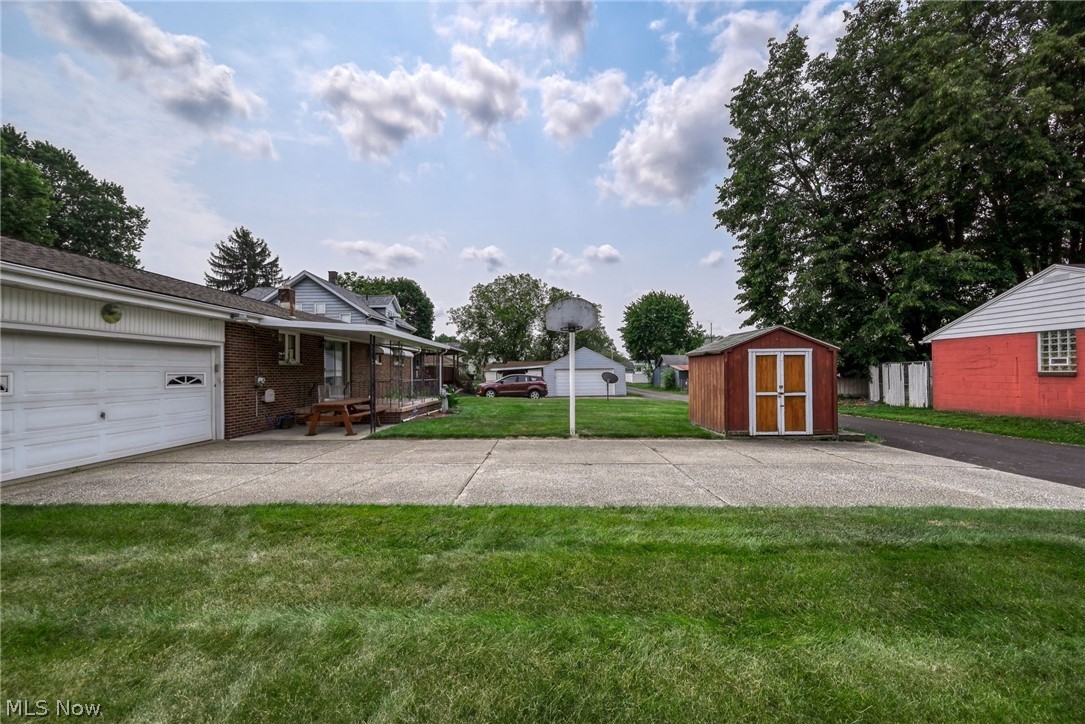 1931 Taft Avenue NE Canton OH 44705