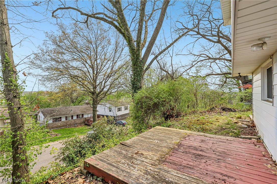 2060 6th Street SW Akron OH 44314