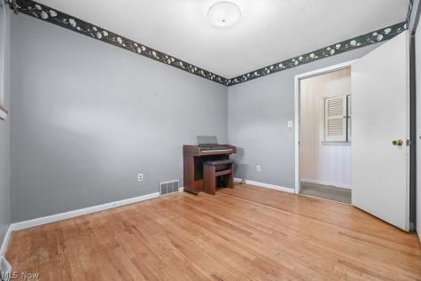 6115 Fry Road Brook Park OH 44142