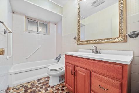 6115 Fry Road Brook Park OH 44142