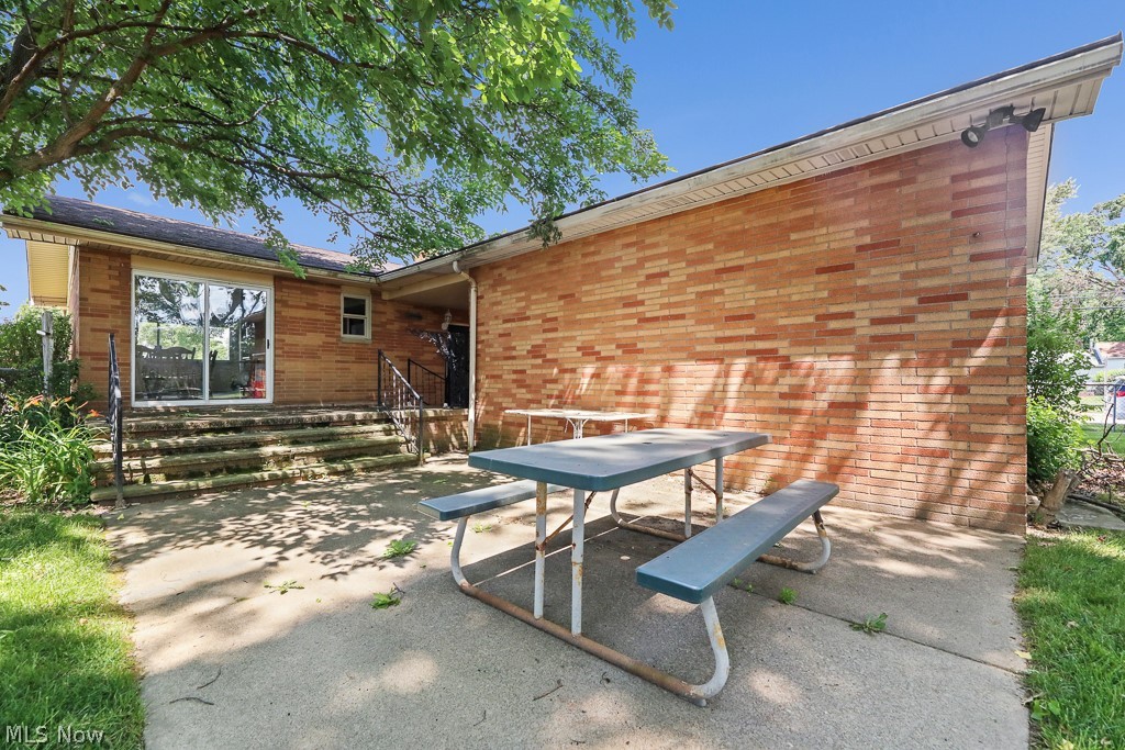6115 Fry Road Brook Park OH 44142