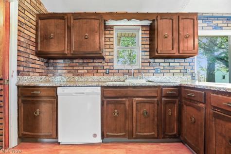 6115 Fry Road Brook Park OH 44142