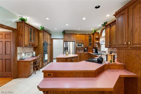 6705 Arlington Avenue NW Massillon OH 44646