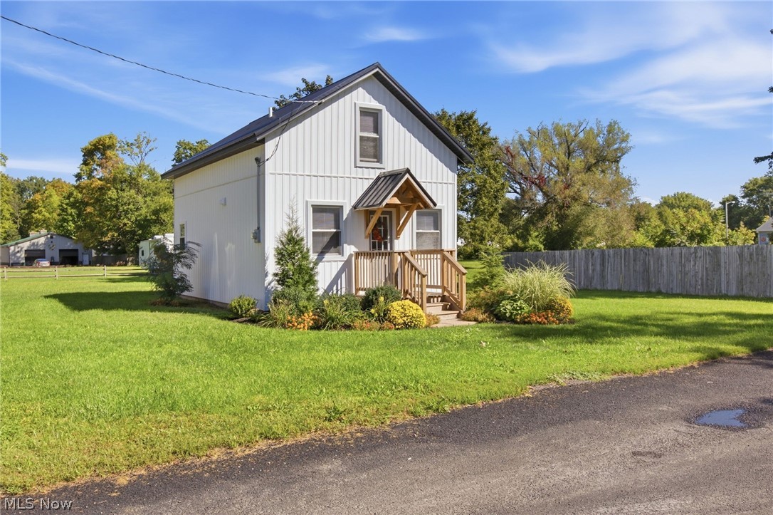 40 Eagle Street Madison OH 44057