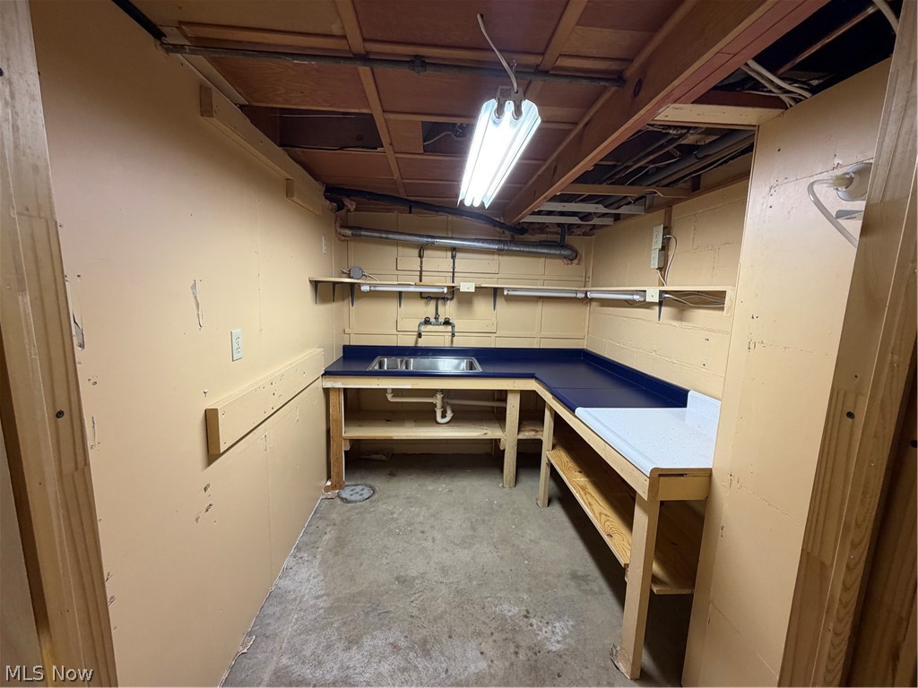 222 School Street Port Washington OH 43837
