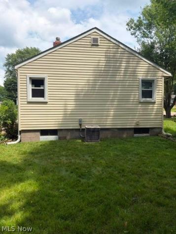581 Fillmore Avenue Akron OH 44314