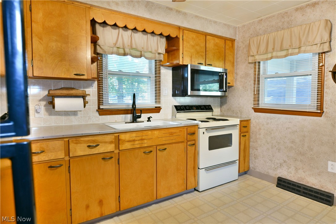 4363 Rambler Avenue Newton Falls OH 44444