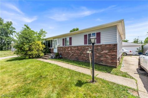 4245 E 177th Place Cleveland OH 44128