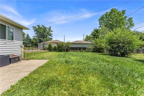 4245 E 177th Place Cleveland OH 44128