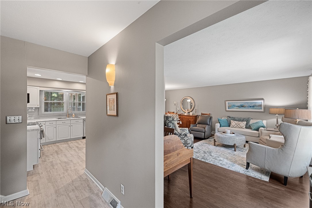 31635 Newbury Boulevard Avon Lake OH 44012