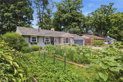 1136 Overlook Drive Ashland OH 44805