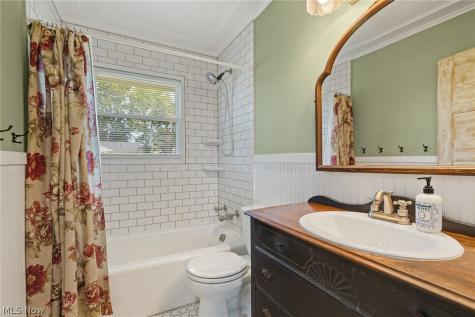 1136 Overlook Drive Ashland OH 44805