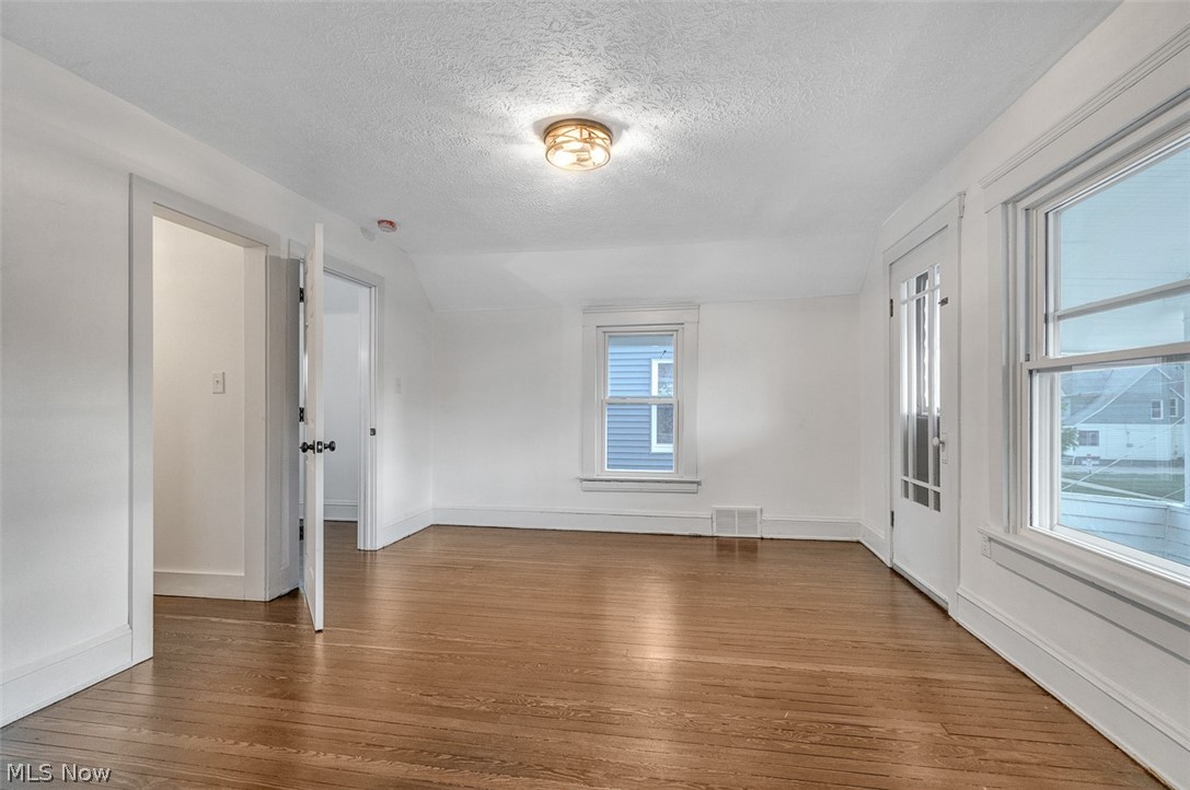 1567 Coutant Avenue Lakewood OH 44107