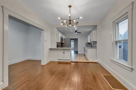 1567 Coutant Avenue Lakewood OH 44107