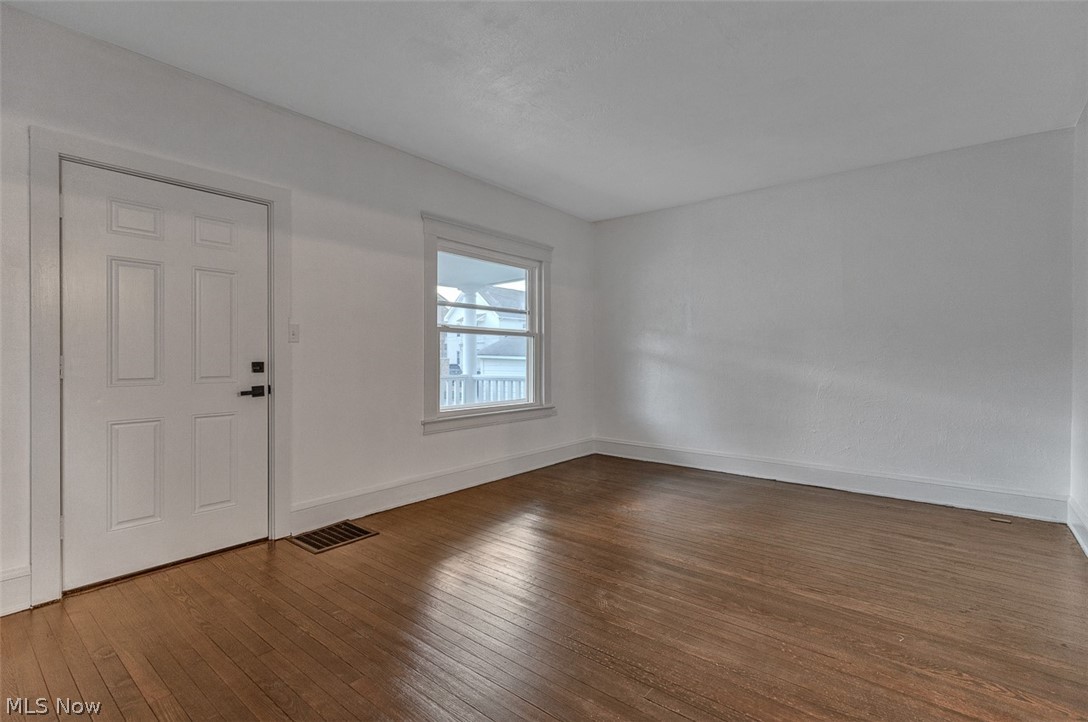 1567 Coutant Avenue Lakewood OH 44107