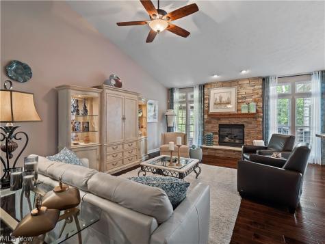 39178 Hawthorne Drive Avon OH 44011