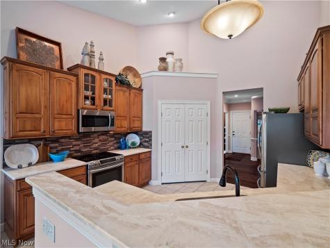 39178 Hawthorne Drive Avon OH 44011