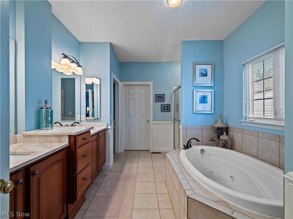 39178 Hawthorne Drive Avon OH 44011