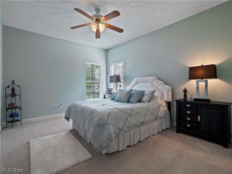 39178 Hawthorne Drive Avon OH 44011