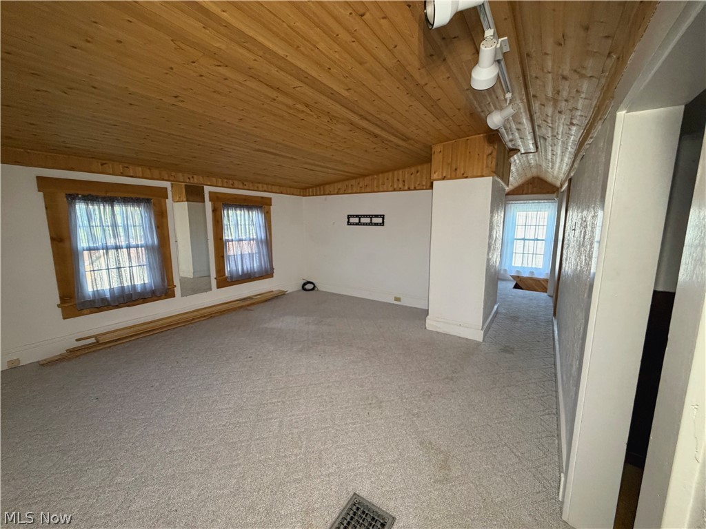 1512 Wyoming Avenue East Liverpool OH 43920
