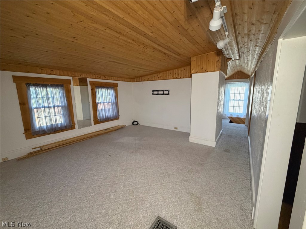 1512 Wyoming Avenue East Liverpool OH 43920