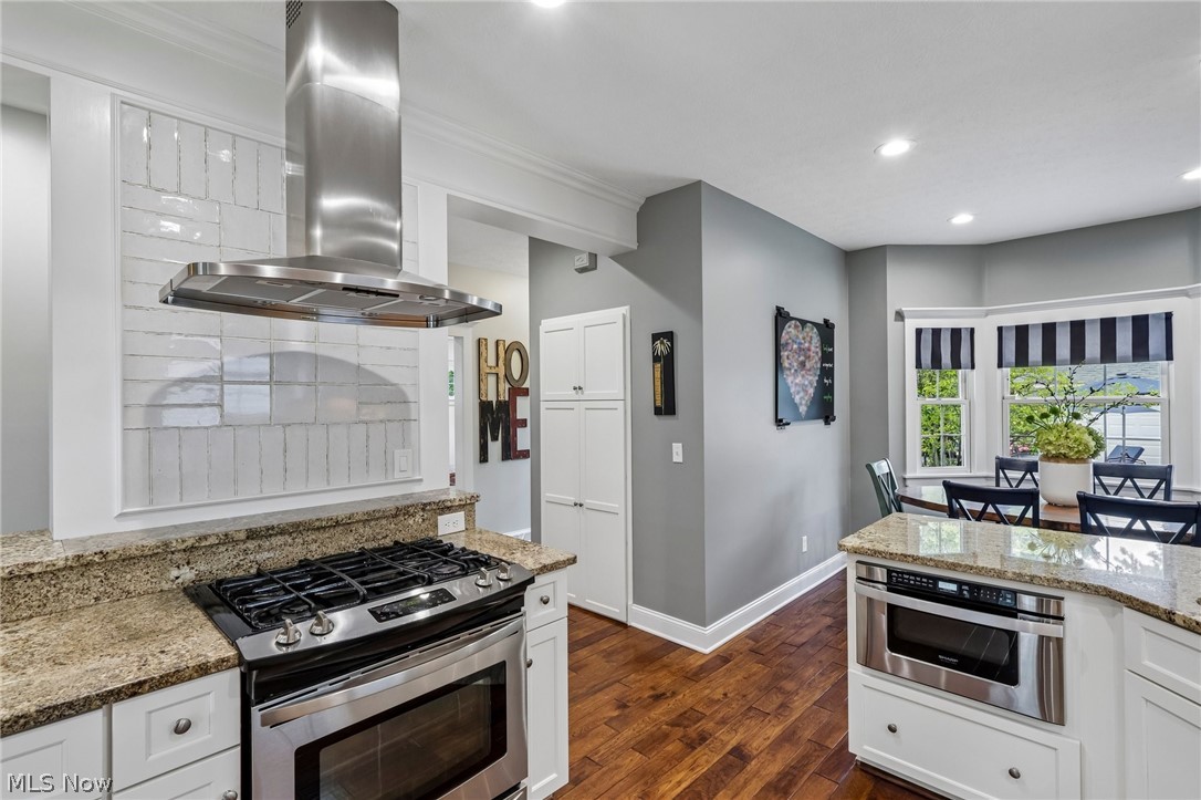 21160 Beachwood Drive Rocky River OH 44116