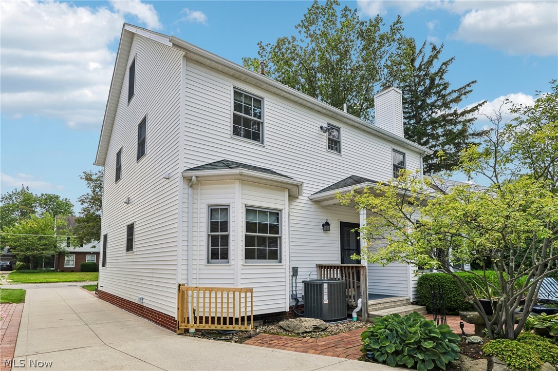 21160 Beachwood Drive Rocky River OH 44116