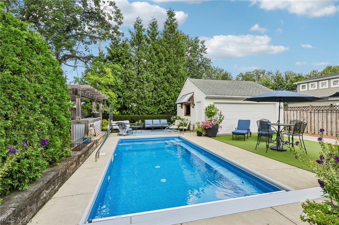 21160 Beachwood Drive Rocky River OH 44116
