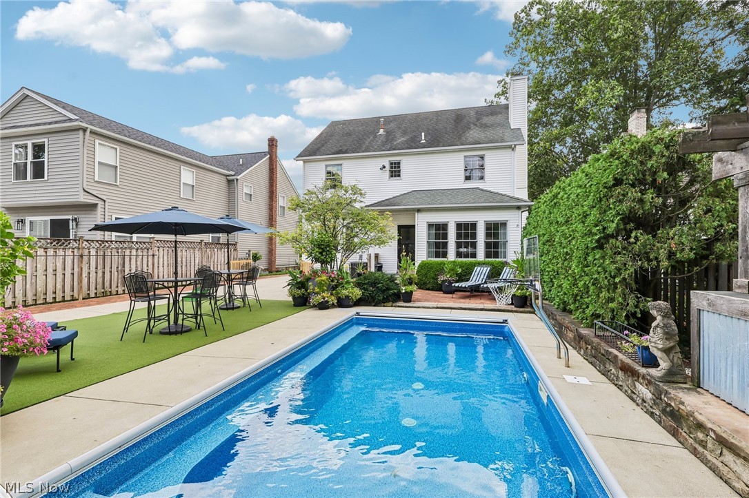 21160 Beachwood Drive Rocky River OH 44116