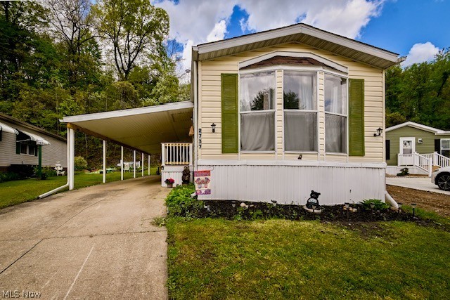 2737 Barn Drive SW Canton OH 44706