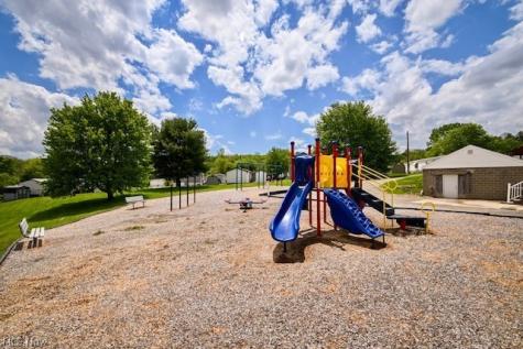 2737 Barn Drive SW Canton OH 44706