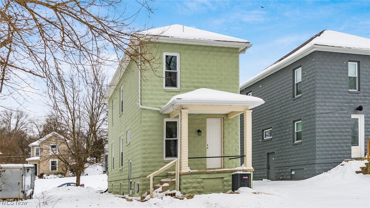 1155 Roosevelt Avenue Zanesville OH 43701